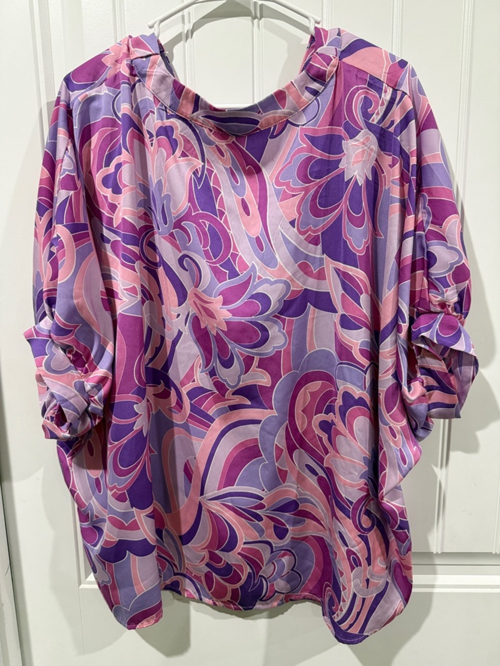 Relaxed V-Neck Tunic in Pink & Purple Floral Print - Picture 2 of 2